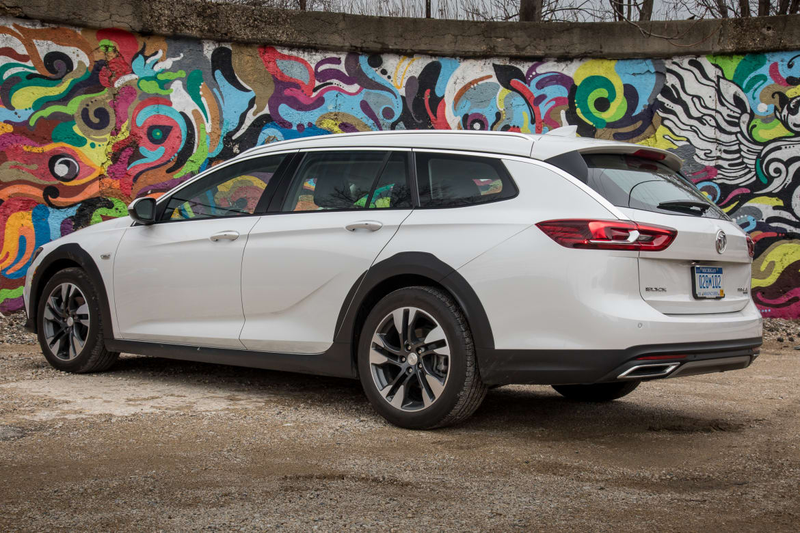 Illustration for article titled Test driving the Buick Longboi tomorrow. What would you like to know?